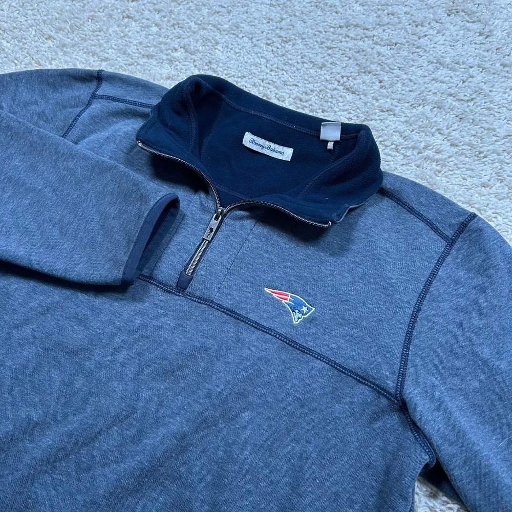 Tommy Bahama Quarter Zip Large New England Patriots Fleece Sweater 1/4 Pullover